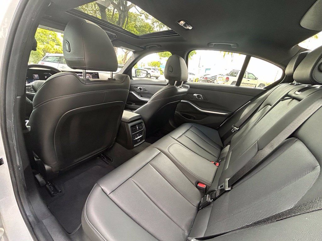 Used 2025 BMW 330i Sedan RWD image 43