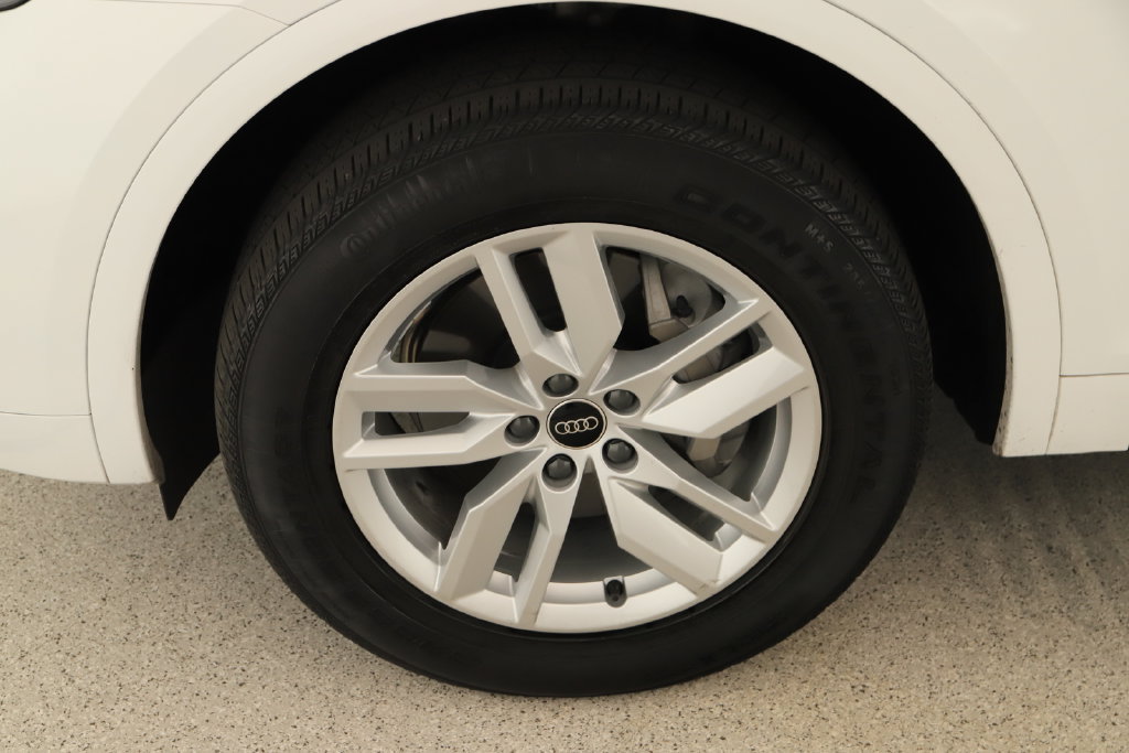 Certified 2024 Audi Q5 2.0T Premium AWD/4WD image 32