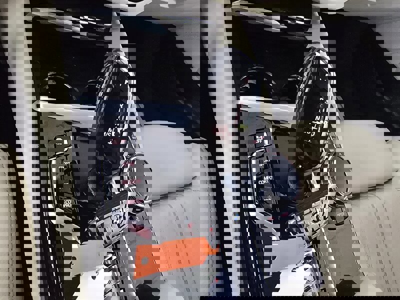 Used 2017 BMW 530i image 28