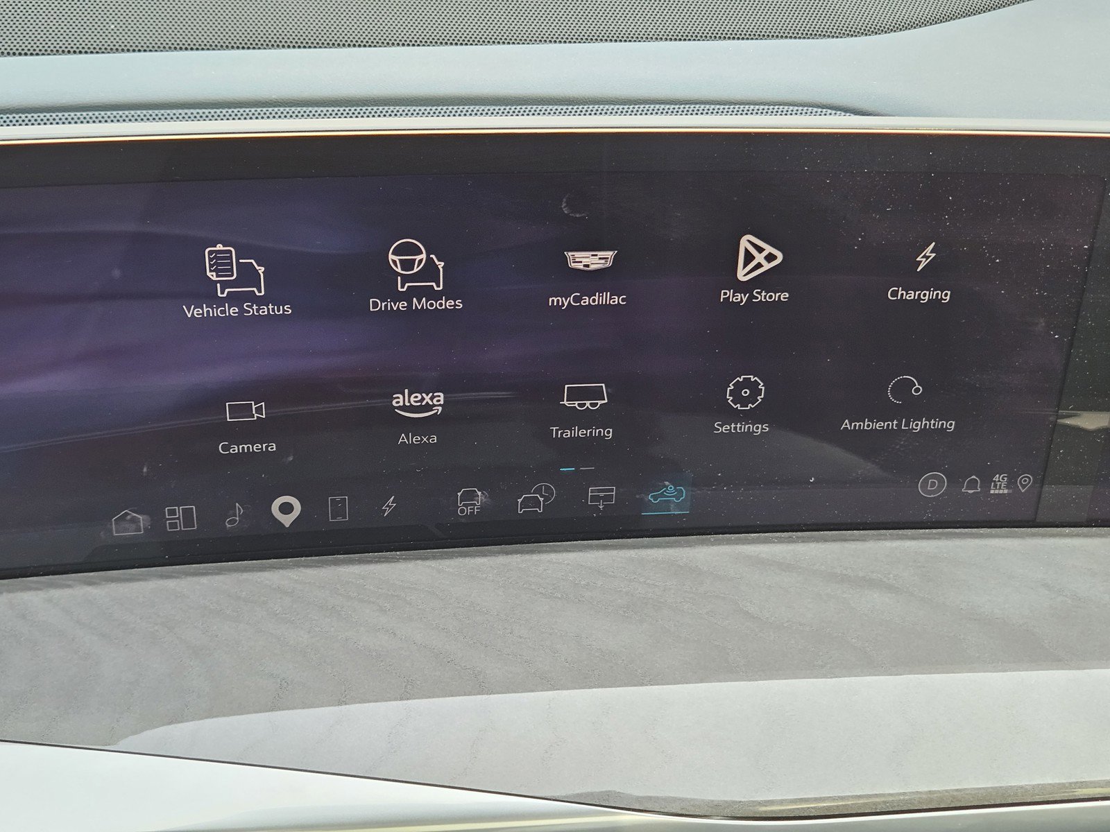 New 2025 Cadillac Escalade IQ Sport 2 AWD/4WD image 12