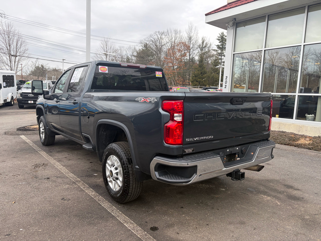 Used 2020 Chevrolet Silverado 2500 LT w/ Fleet Comfort Package image 10