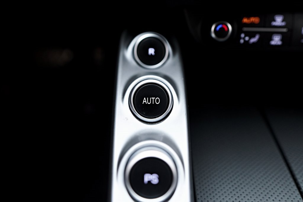 Used 2019 Ferrari GTC4Lusso T image 86