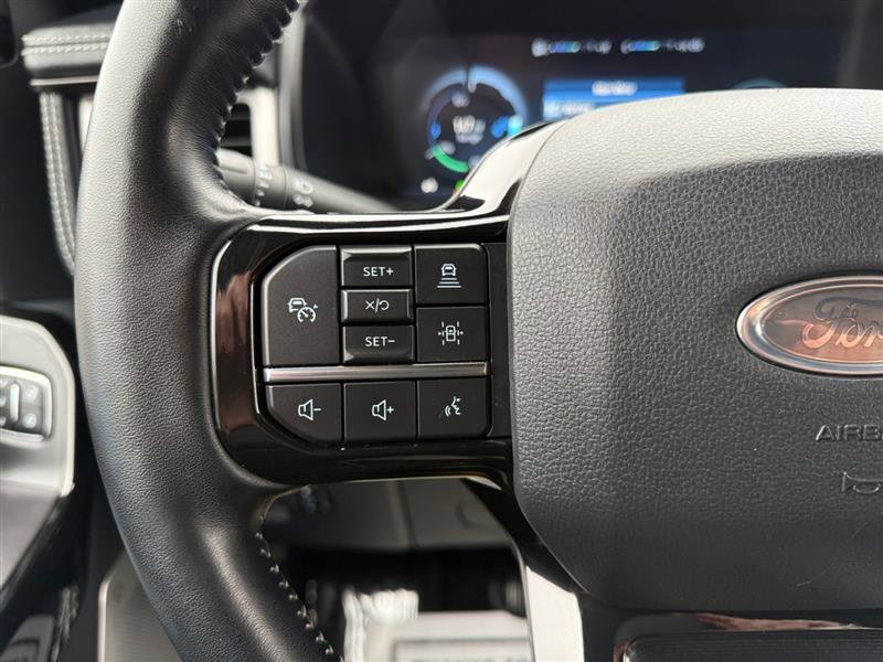 Used 2022 Ford F150 Lightning Platinum image 37