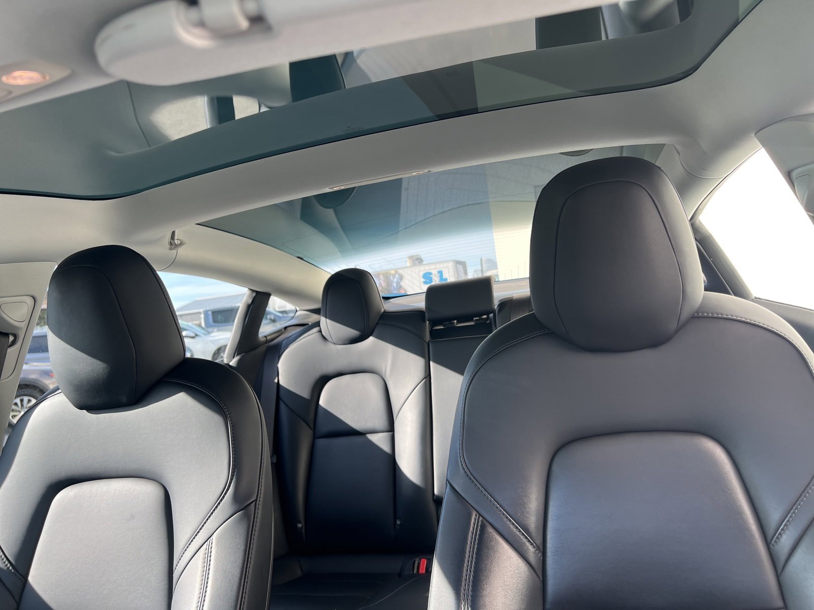 Used 2018 Tesla Model 3 Long Range image 18