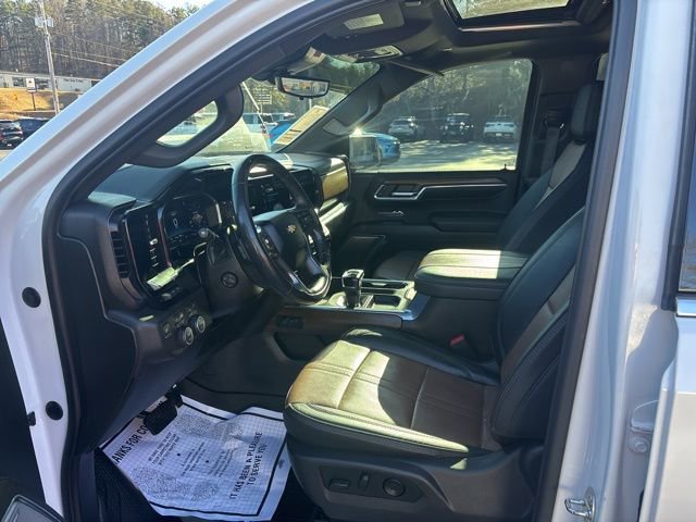 Used 2024 Chevrolet Silverado 1500 High Country image 17