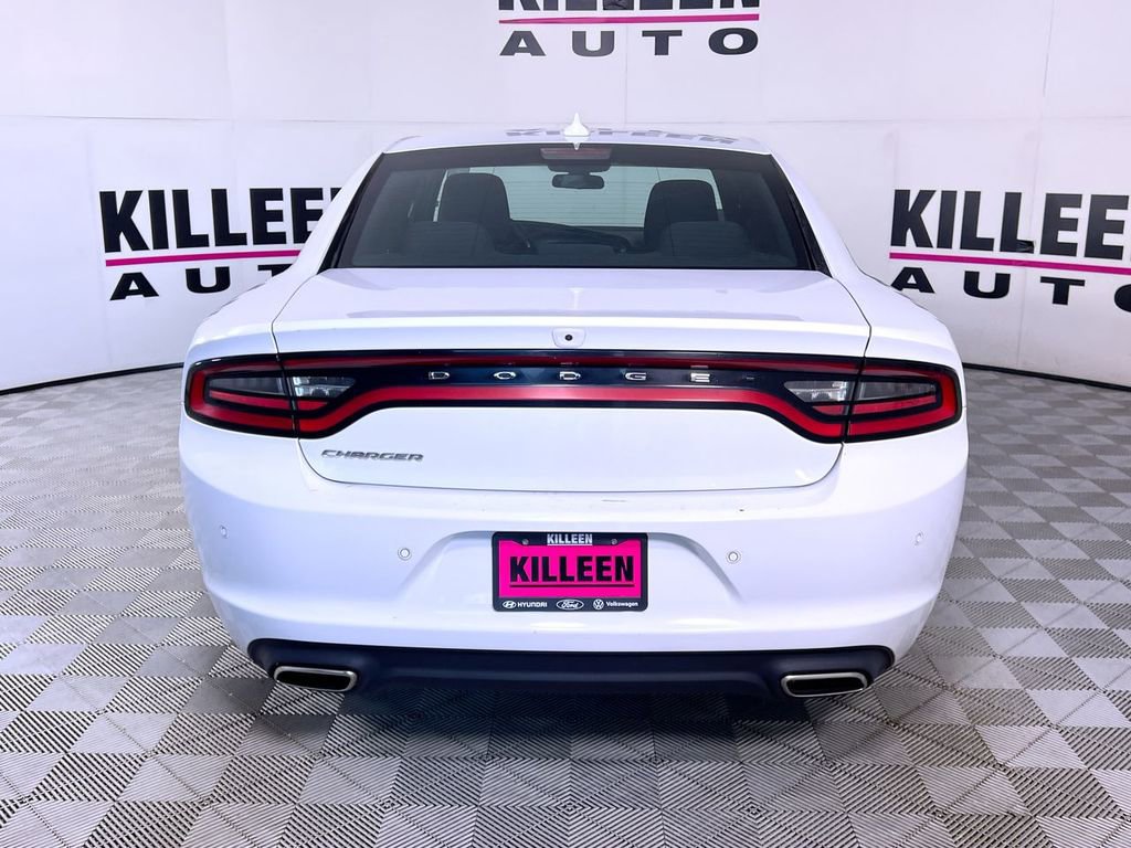 Used 2023 Dodge Charger SXT image 6