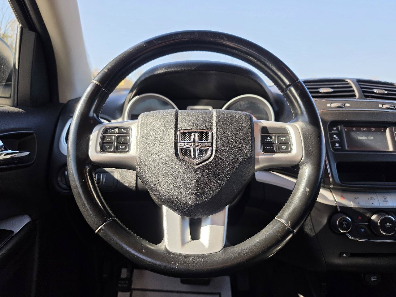 Used 2019 Dodge Journey SE FWD image 17