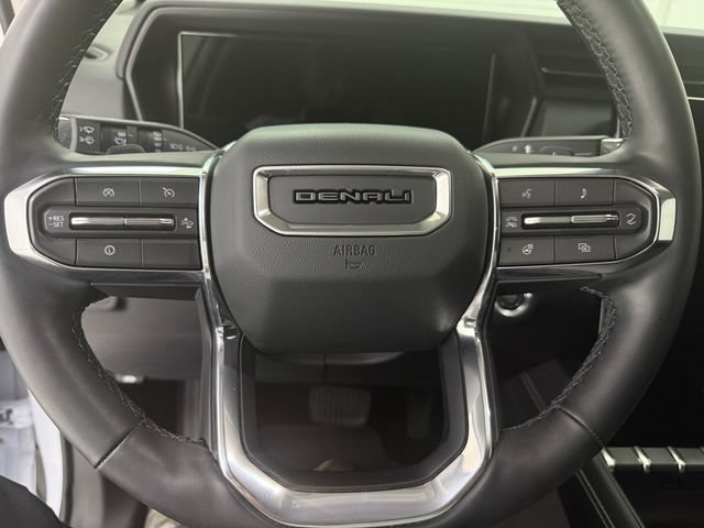 Used 2026 GMC Terrain Denali AWD/4WD image 9