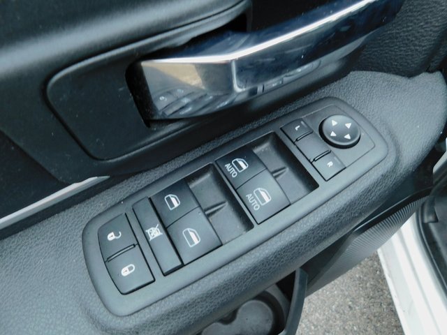 Used 2024 RAM 1500 Classic Warlock image 7