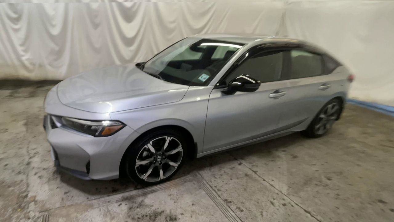 Certified 2025 Honda Civic Sport Touring image 4