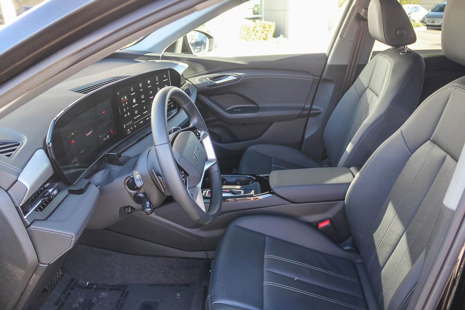 Certified 2025 Audi Q6 e-tron Premium w/ Convenience Package image 23