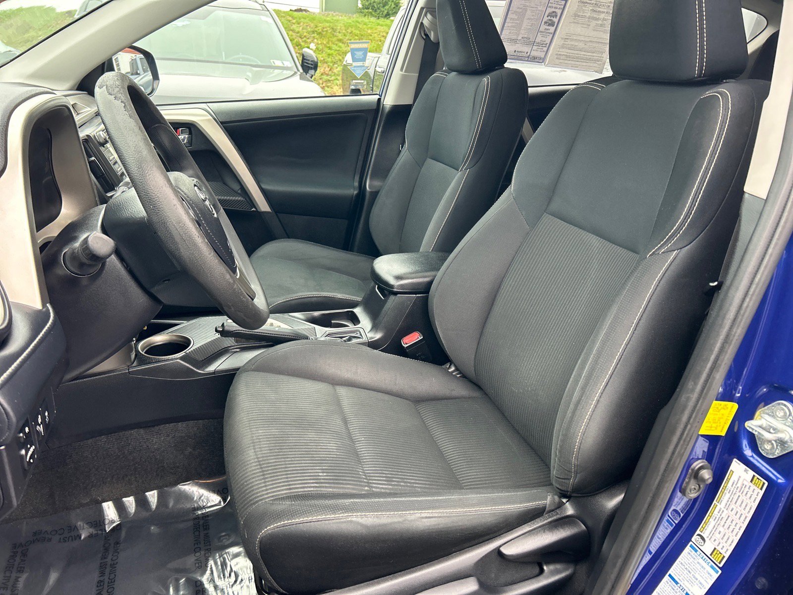 Used 2015 Toyota RAV4 XLE image 8