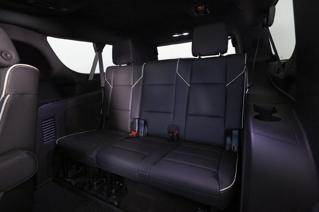Used 2026 Cadillac Escalade ESV Sport w/ Touring Package AWD/4WD image 14