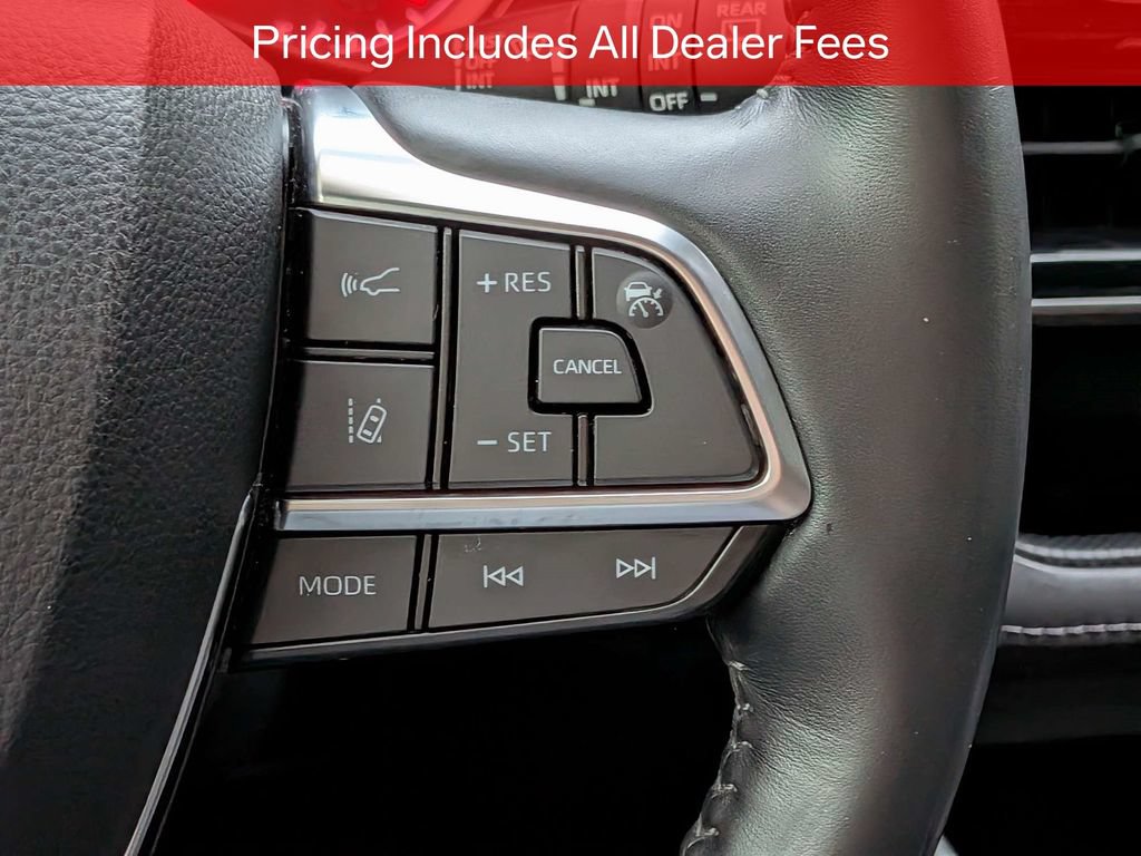 Certified 2020 Toyota Highlander LE AWD/4WD image 28