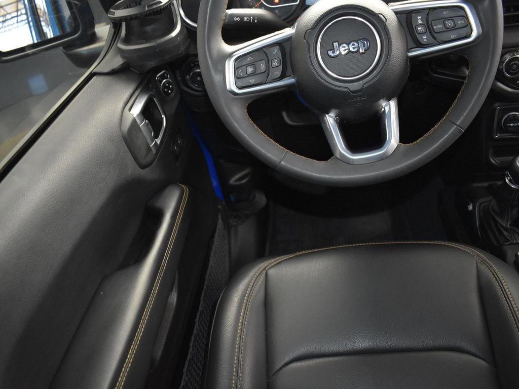 Used 2024 Jeep Wrangler Sahara w/ Technology Group image 32