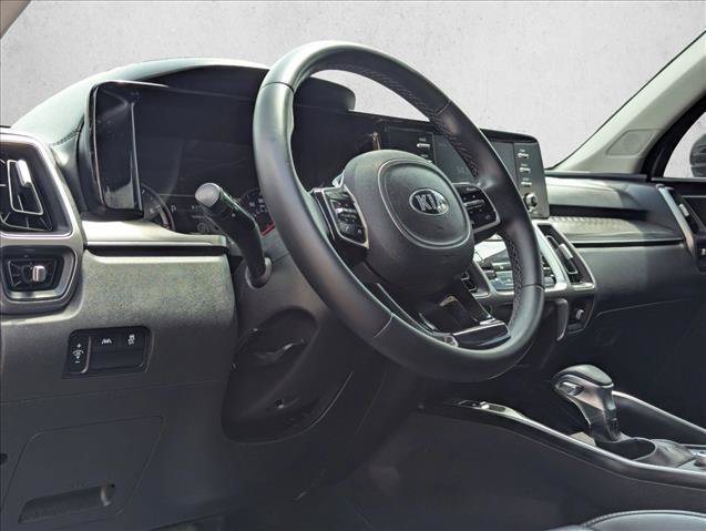 Used 2021 Kia Sorento S FWD image 9