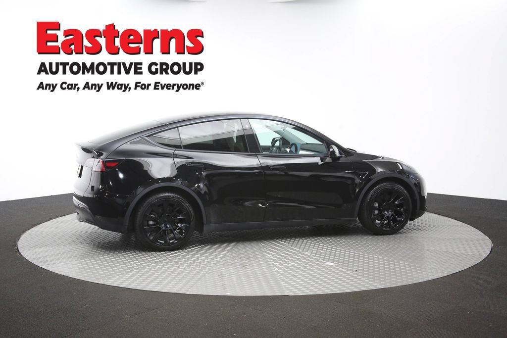 Used 2021 Tesla Model Y Long Range AWD/4WD image 40