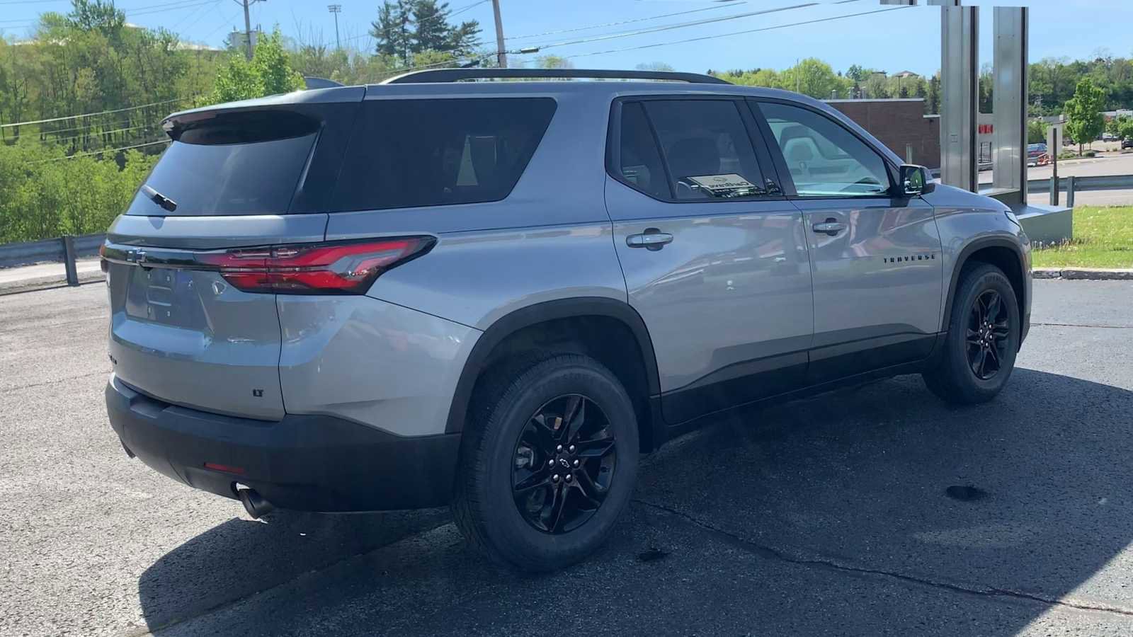 Certified 2023 Chevrolet Traverse LT w/ Midnight/Sport Edition AWD/4WD image 8