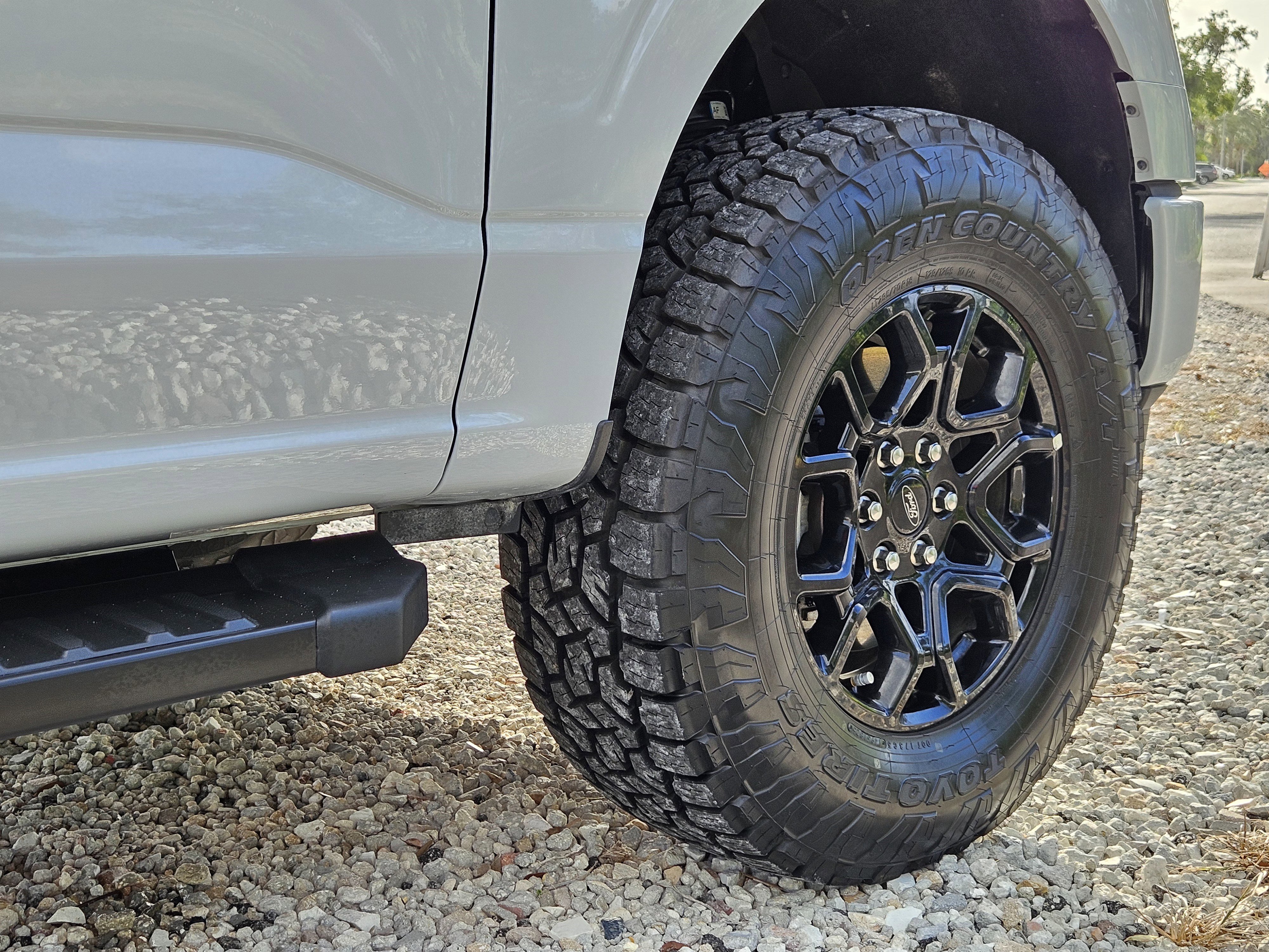 New 2025 Ford F150 XLT w/ Equipment Group 302A MID image 12