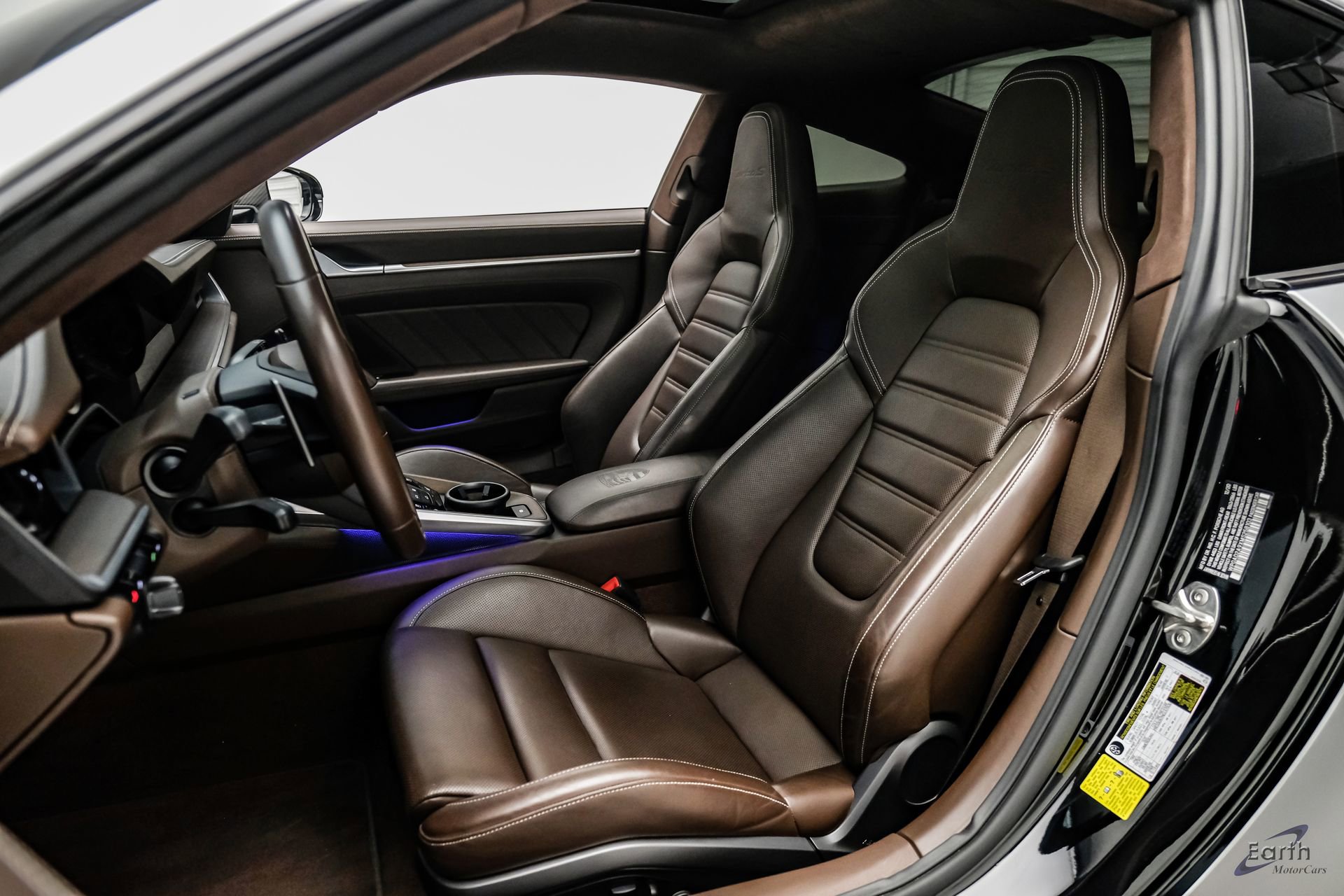 Used 2021 Porsche 911 Turbo S image 39