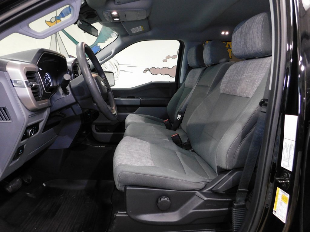 Used 2023 Ford F150 XLT w/ XTR Package image 31