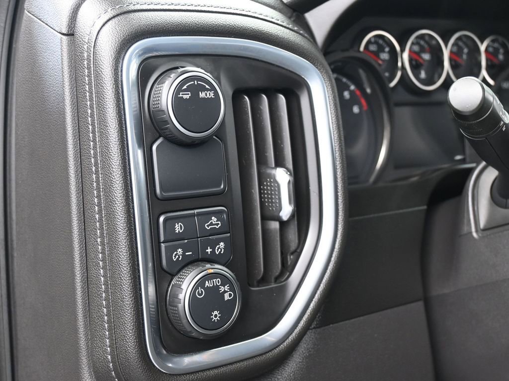 Used 2021 Chevrolet Silverado 1500 RST image 14