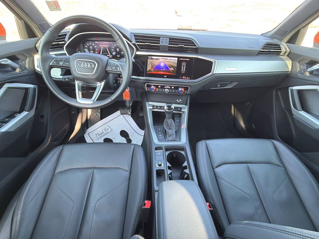 Used 2025 Audi Q3 2.0T Premium image 17