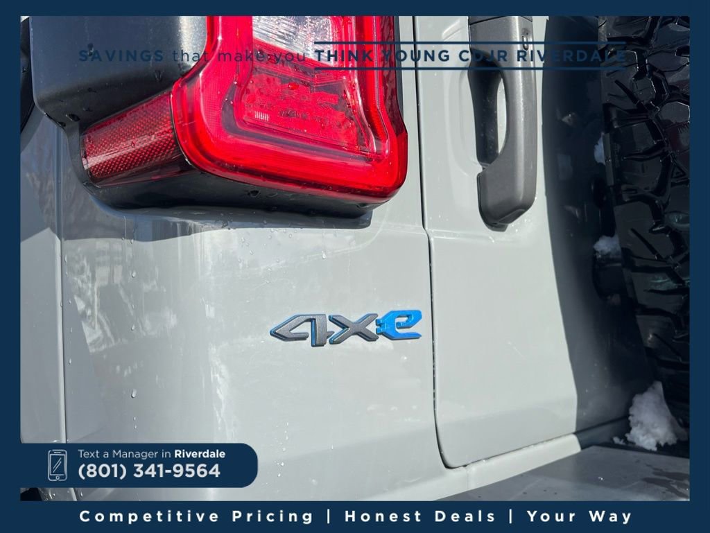 Used 2022 Jeep Wrangler Unlimited Rubicon 4xe image 12