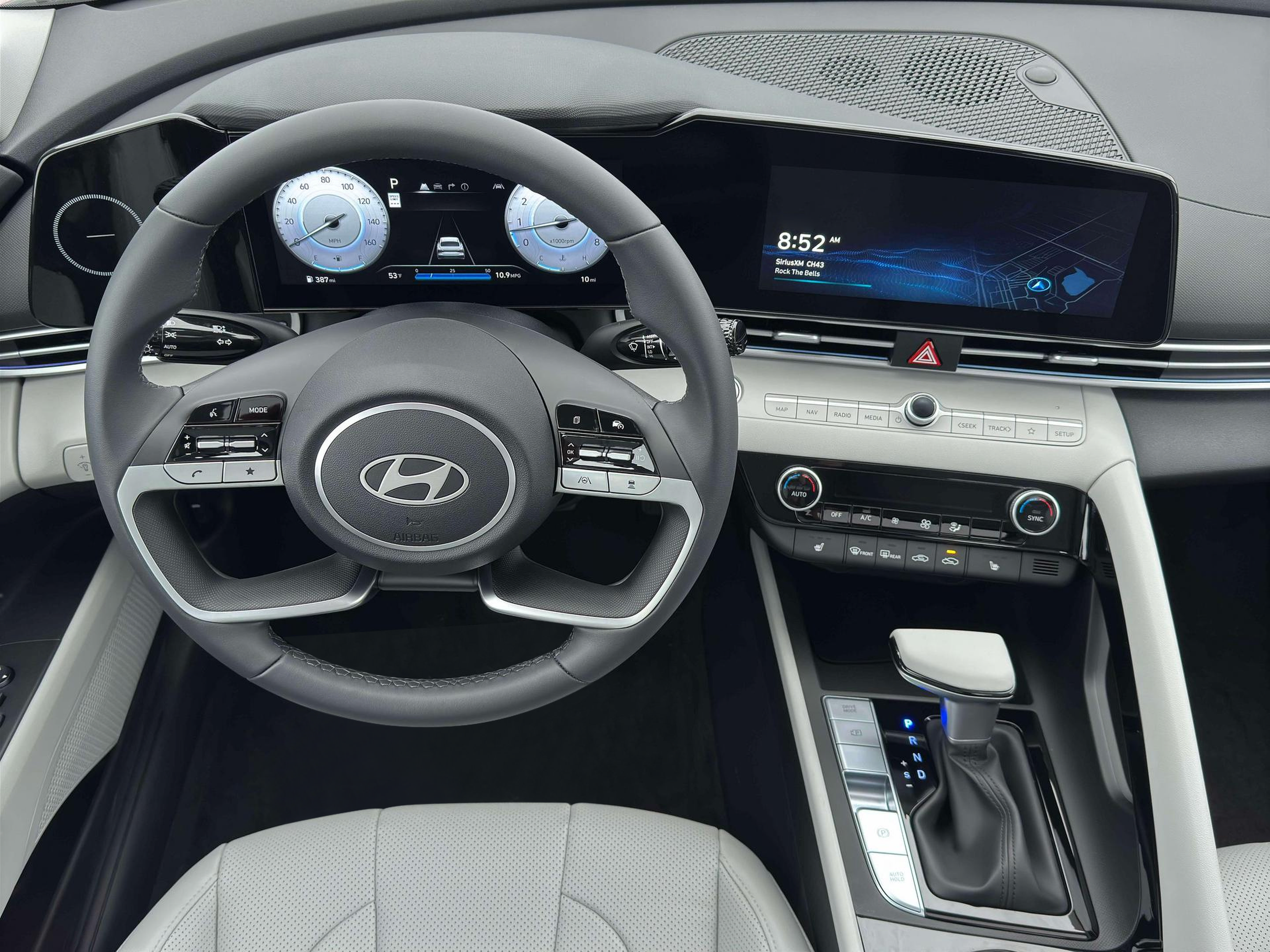 New 2026 Hyundai Elantra Limited FWD image 17
