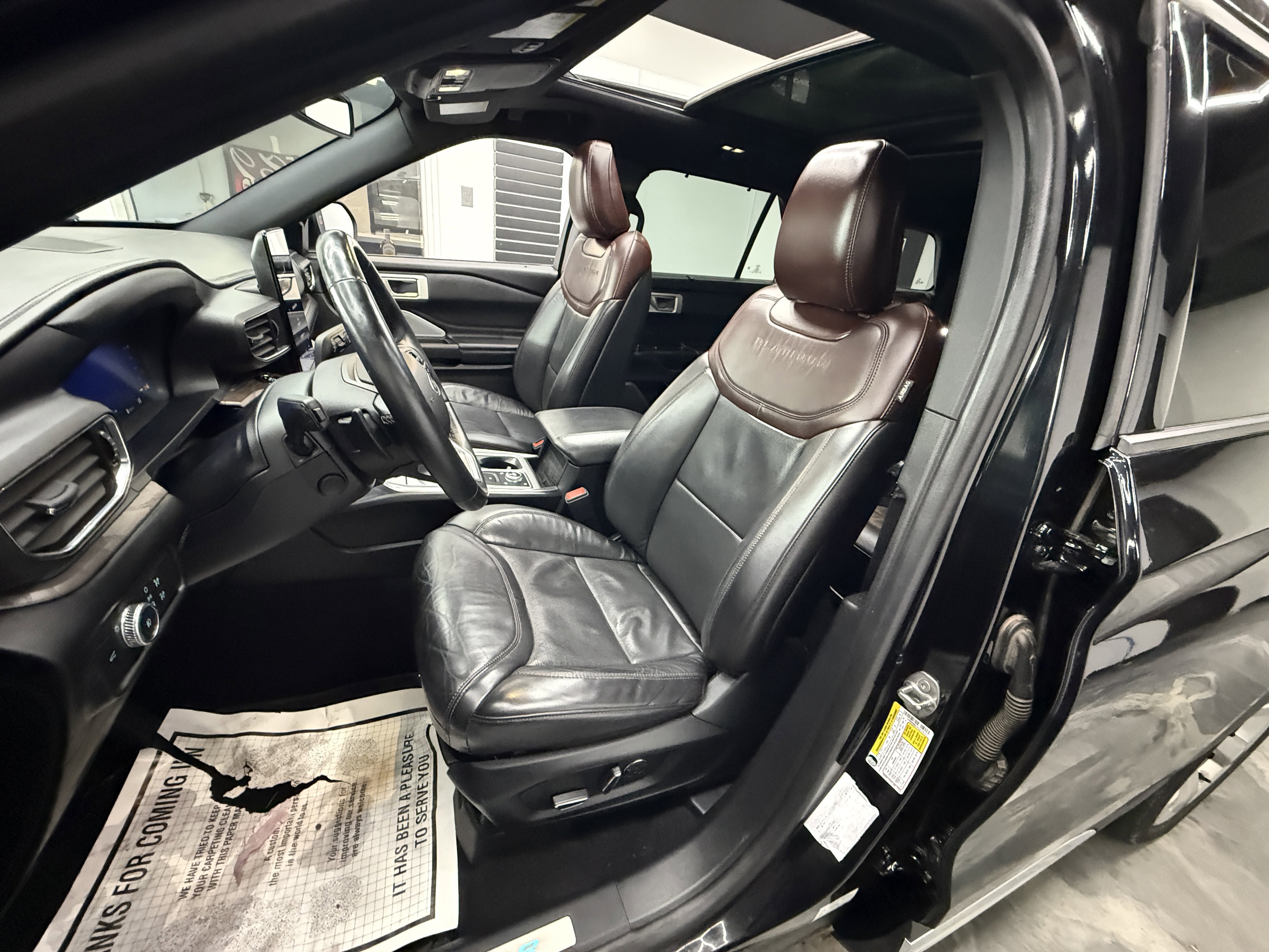 Used 2020 Ford Explorer Platinum image 12