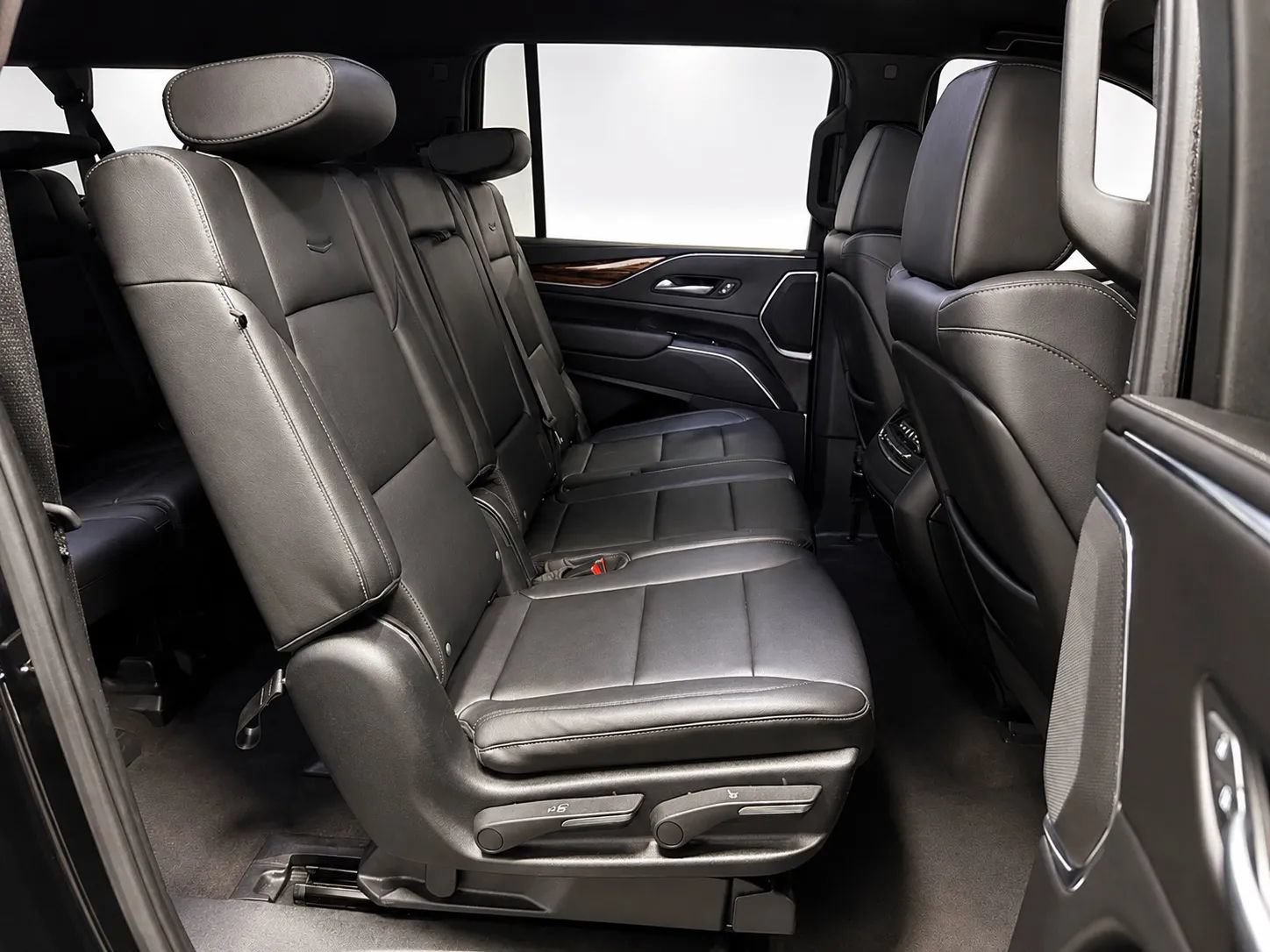 Used 2023 Cadillac Escalade ESV Luxury RWD image 22