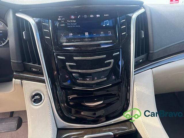 Used 2019 Cadillac Escalade Premium Luxury AWD/4WD image 16