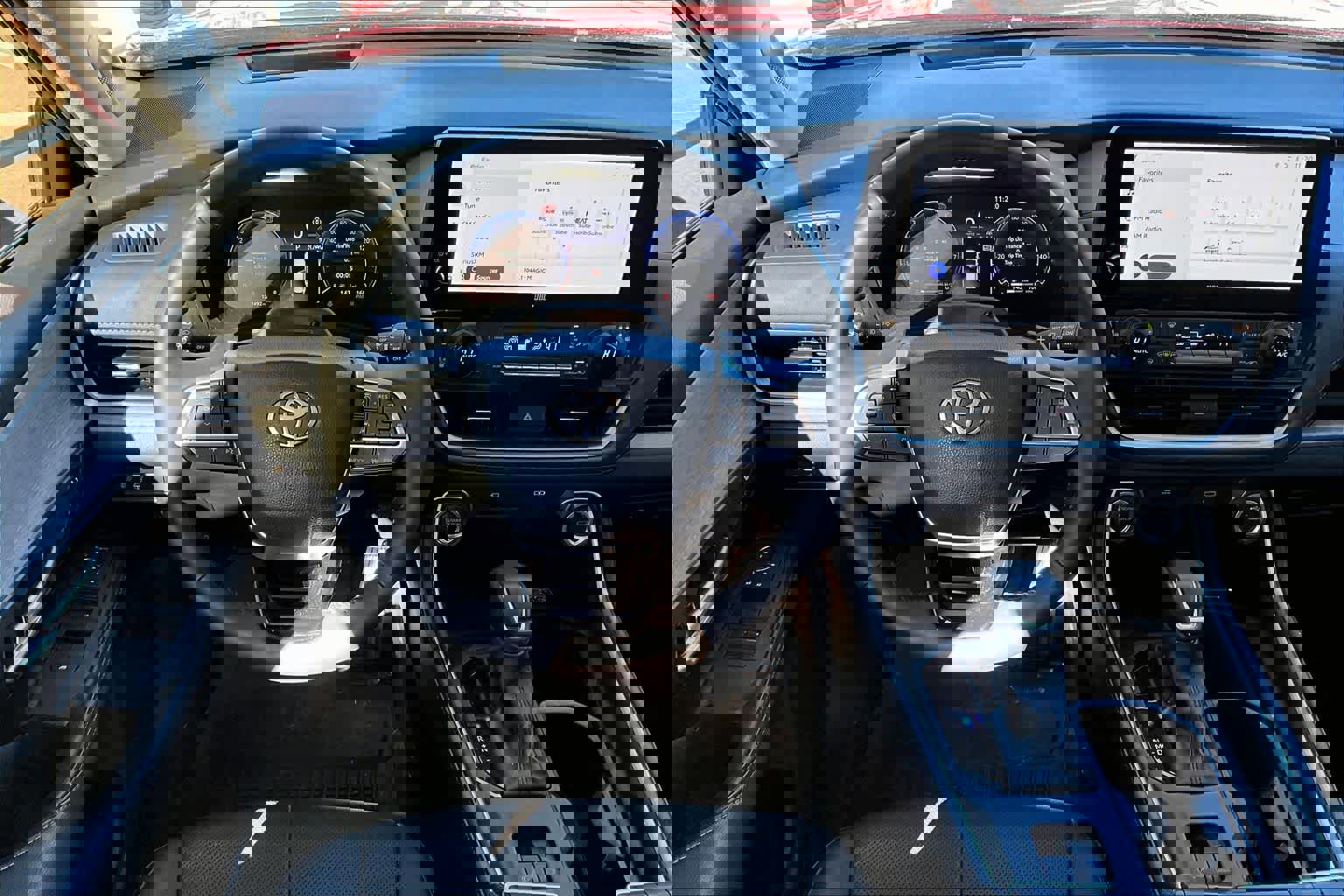 Used 2025 Toyota Grand Highlander AWD image 5