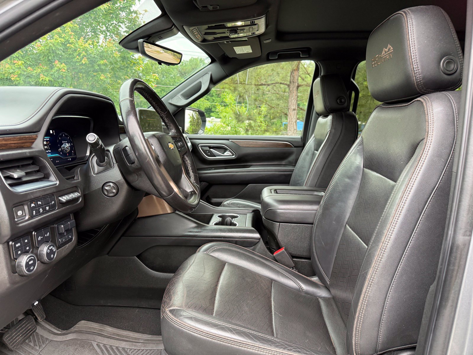 Used 2022 Chevrolet Suburban High Country AWD/4WD image 33