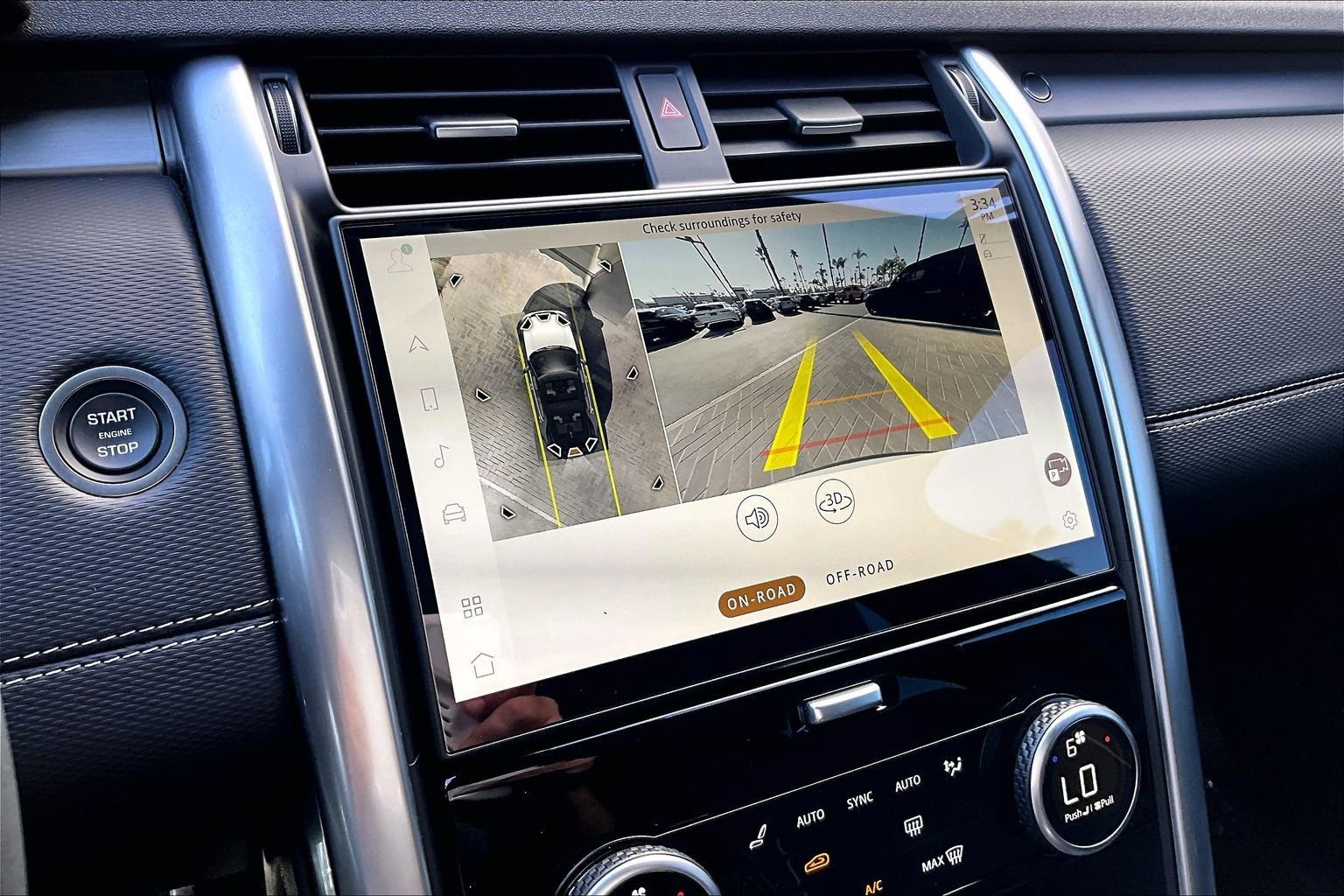 Used 2024 Land Rover Discovery Dynamic SE image 20