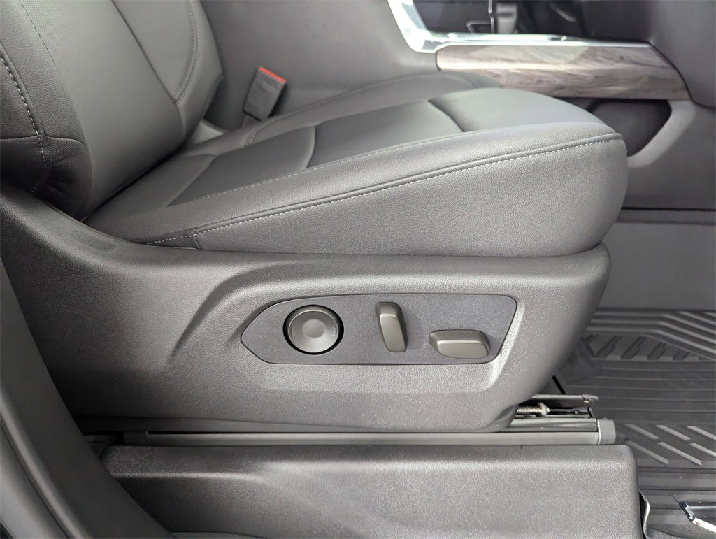 Used 2026 Chevrolet Silverado 1500 LTZ image 34