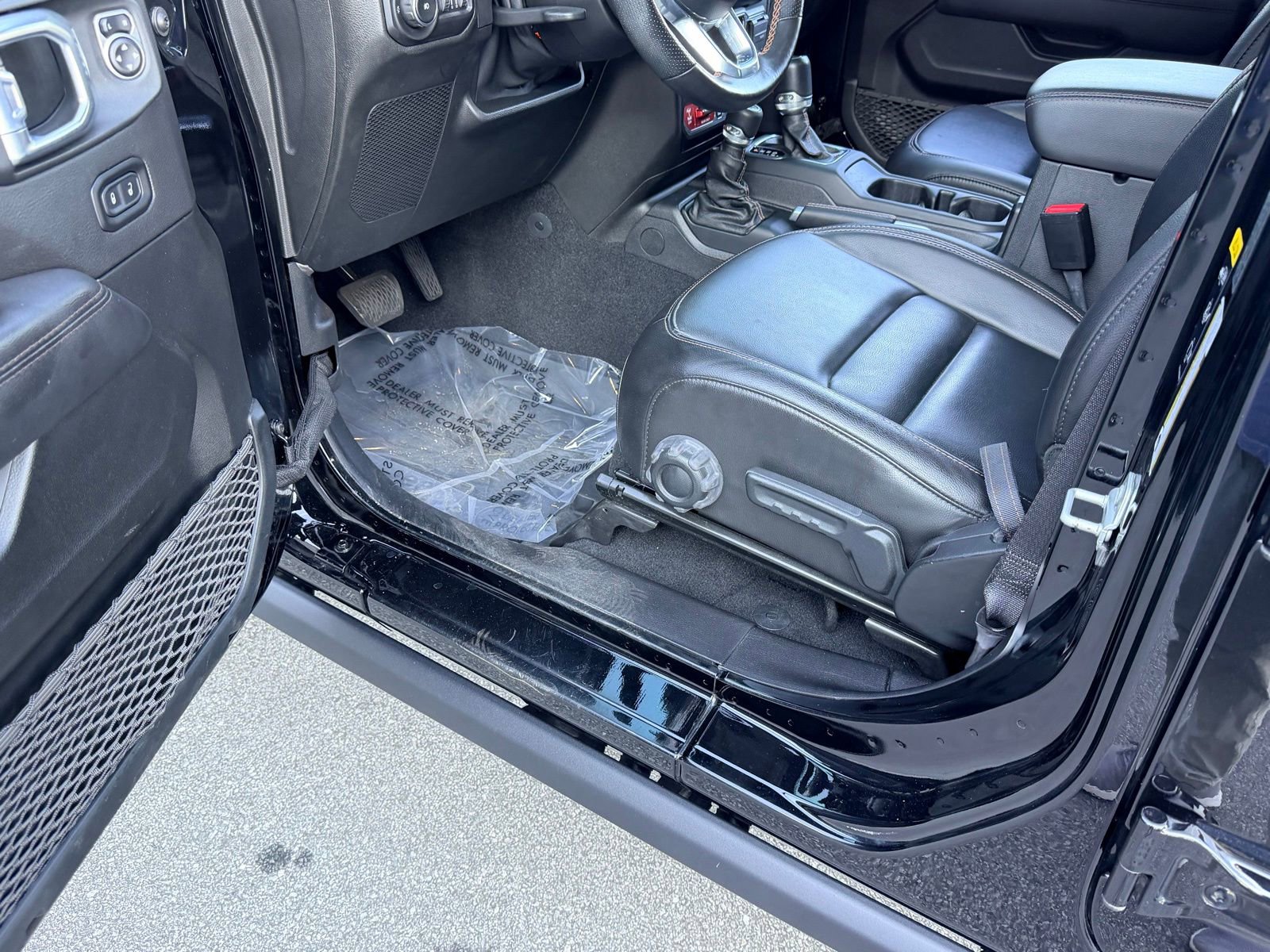 Used 2021 Jeep Wrangler Unlimited Rubicon w/ Trailer Tow Package image 30