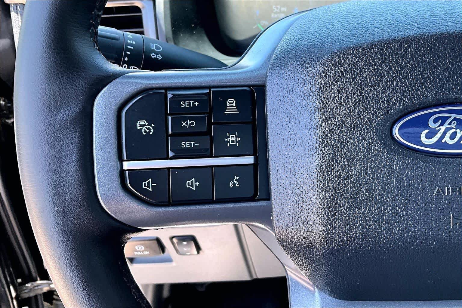 Used 2025 Ford F150 Lightning Flash AWD/4WD image 21