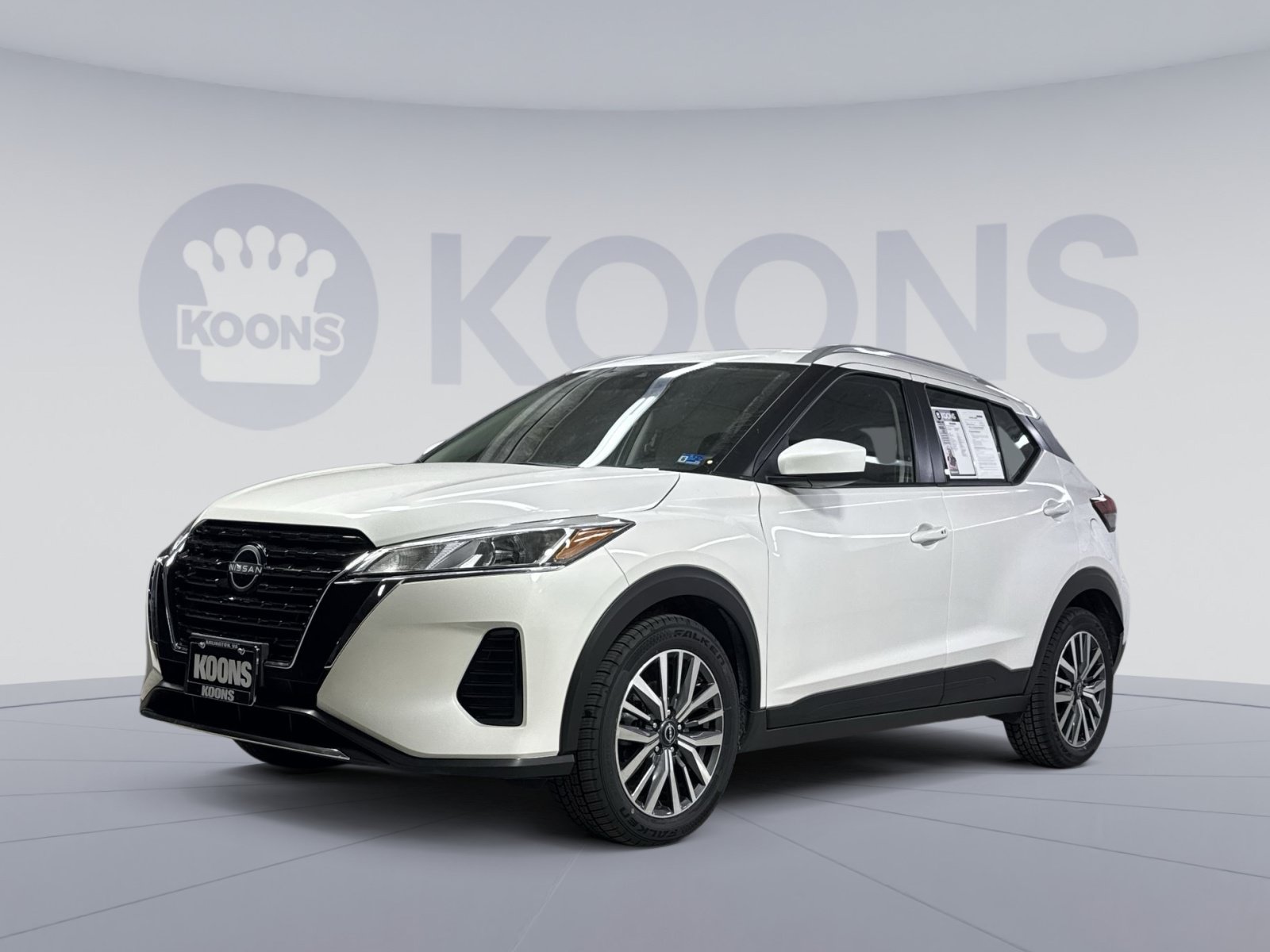Used 2024 Nissan Kicks SV