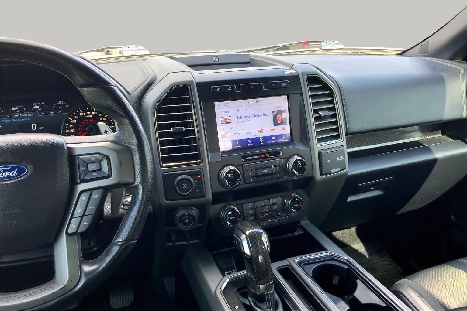 Used 2019 Ford F150 Raptor w/ Equipment Group 802A Luxury AWD/4WD image 7