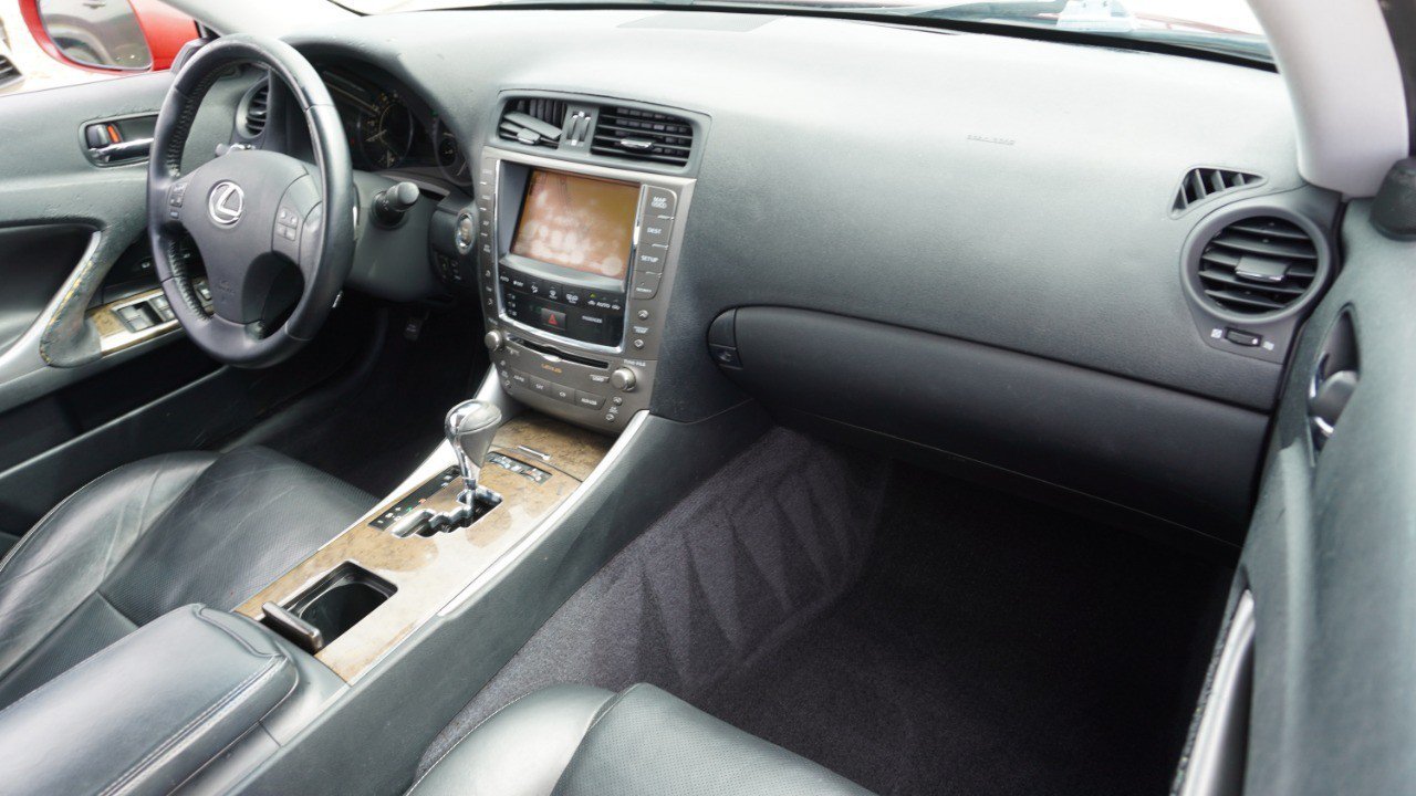 Used 2010 Lexus IS 350C RWD image 30