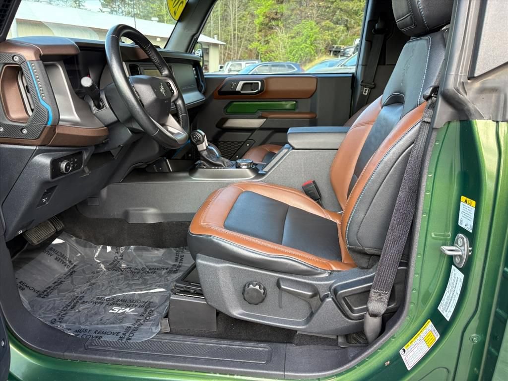 Used 2023 Ford Bronco Outer Banks AWD/4WD image 16