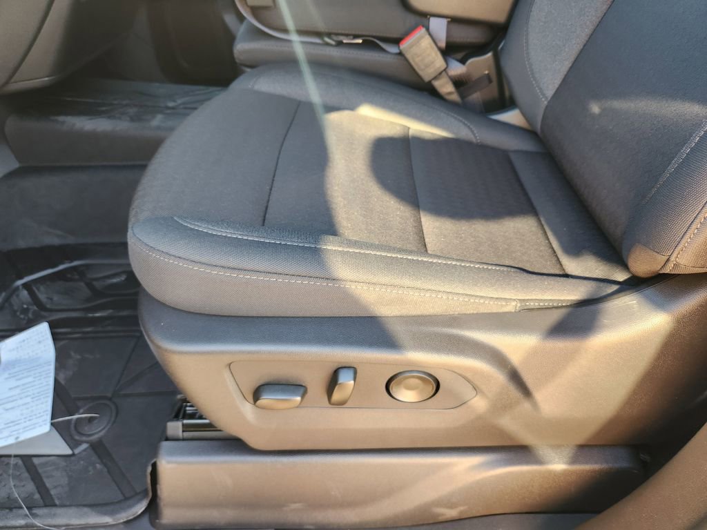 New 2026 Chevrolet Silverado 1500 Custom w/ Turbomax Blackout Package image 18