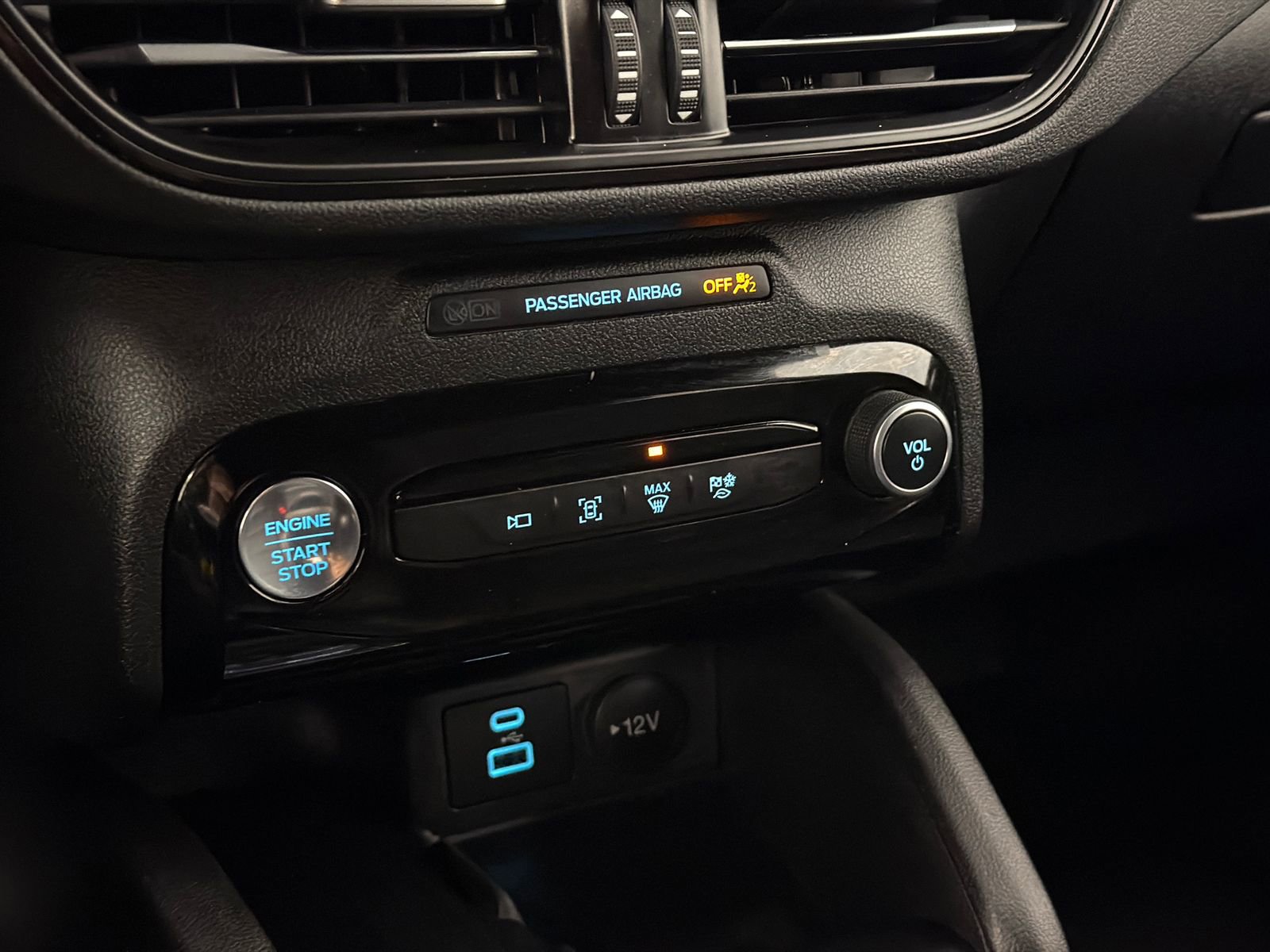 Used 2023 Ford Escape ST-Line Select w/ Tech Pack #2 image 23