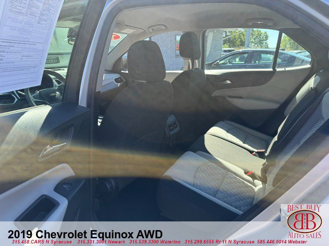 Used 2019 Chevrolet Equinox LS AWD/4WD image 11