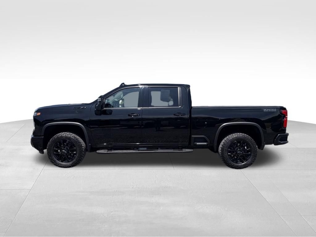 Used 2025 Chevrolet Silverado 2500 LTZ w/ Trail Boss Package AWD/4WD image 14