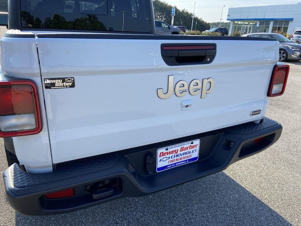 Used 2023 Jeep Gladiator Overland image 31