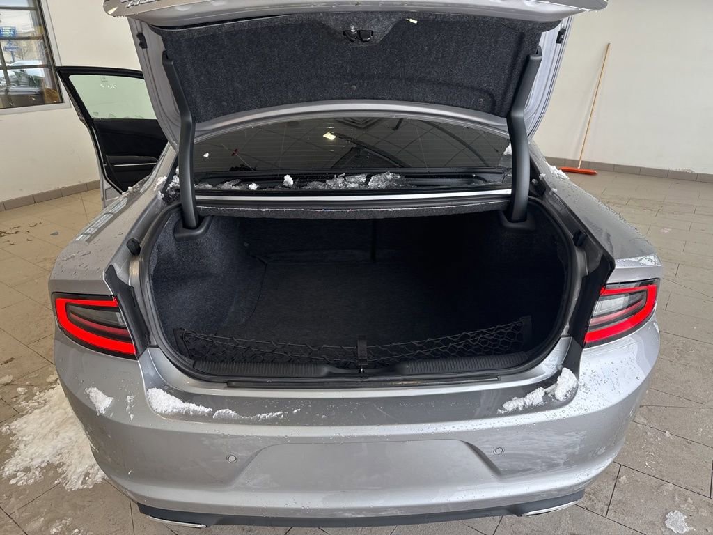 Used 2016 Dodge Charger SXT w/ Driver Confidence Group image 17