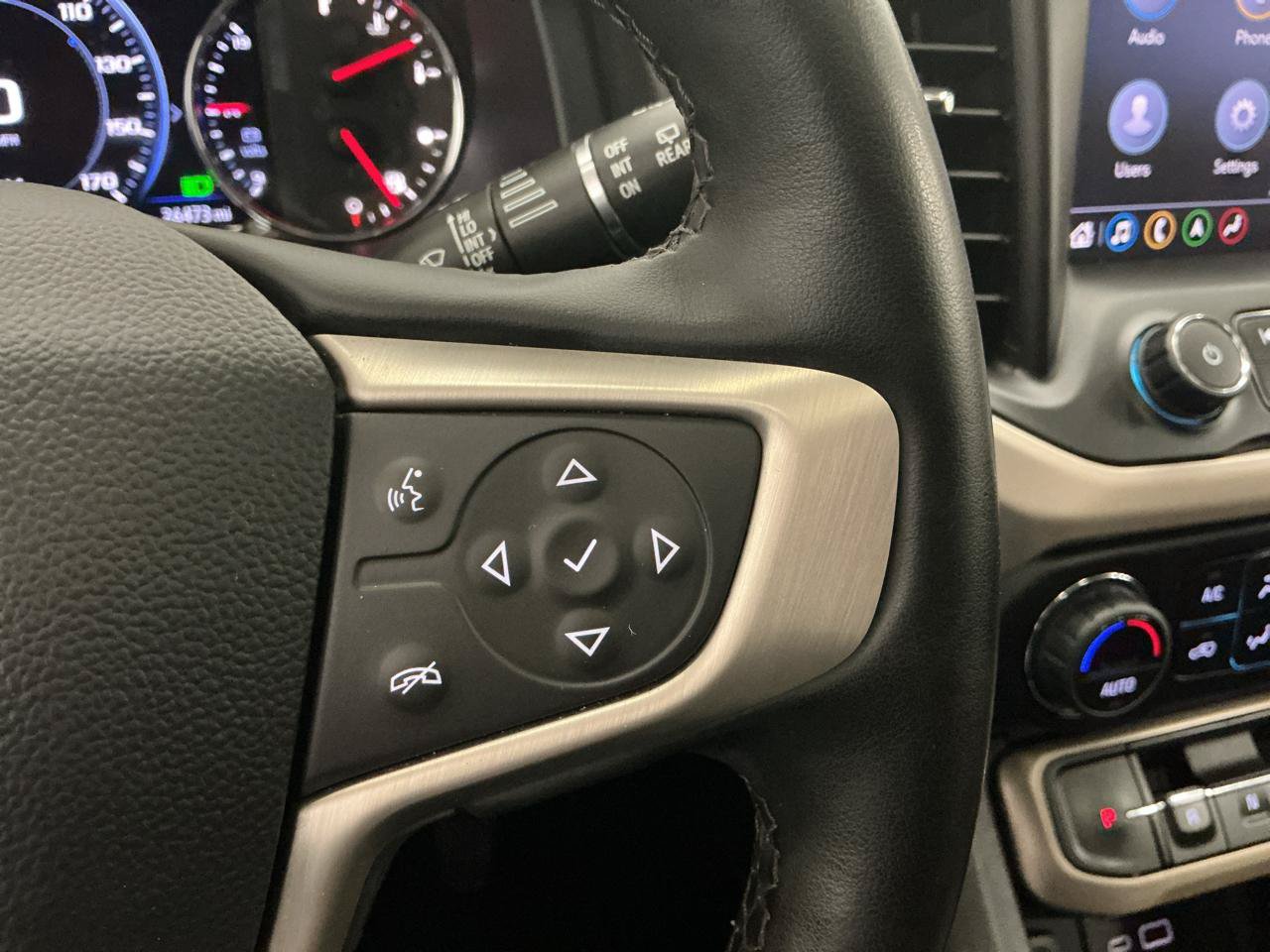 Used 2023 GMC Acadia Denali w/ Black Diamond Edition AWD/4WD image 27