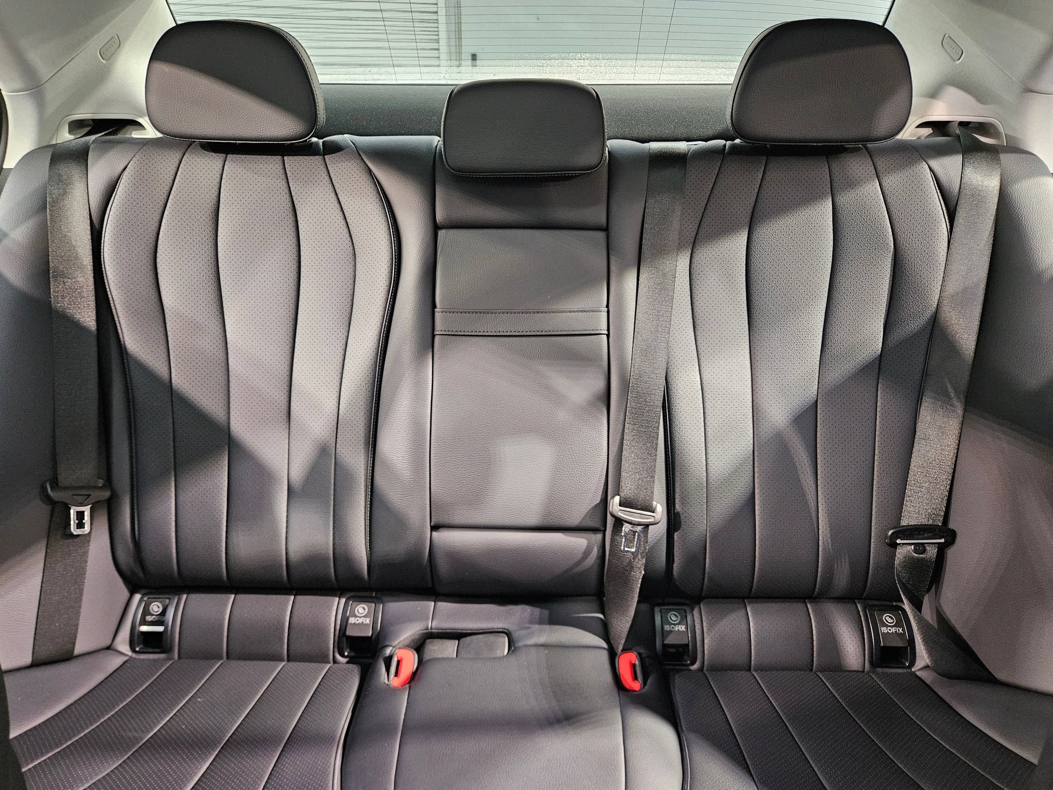 Used 2025 Mercedes-Benz E 350 Sedan w/ Winter Package image 13